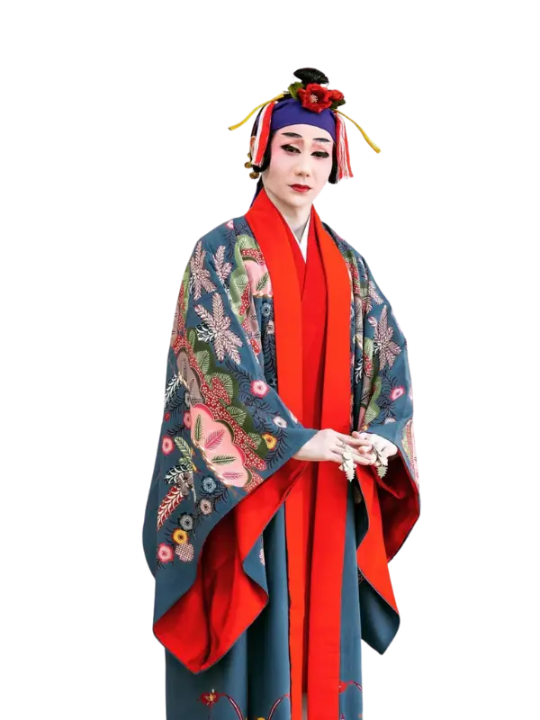 琉球舞踊の伝統衣装「琉装(りゅうそう)」